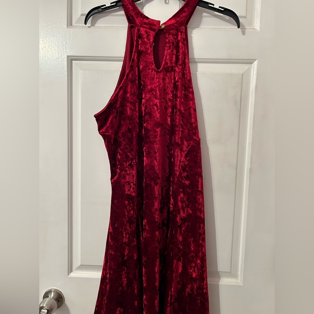 Rebdolls red velvet high neck swing dress - Picture 3 of 3